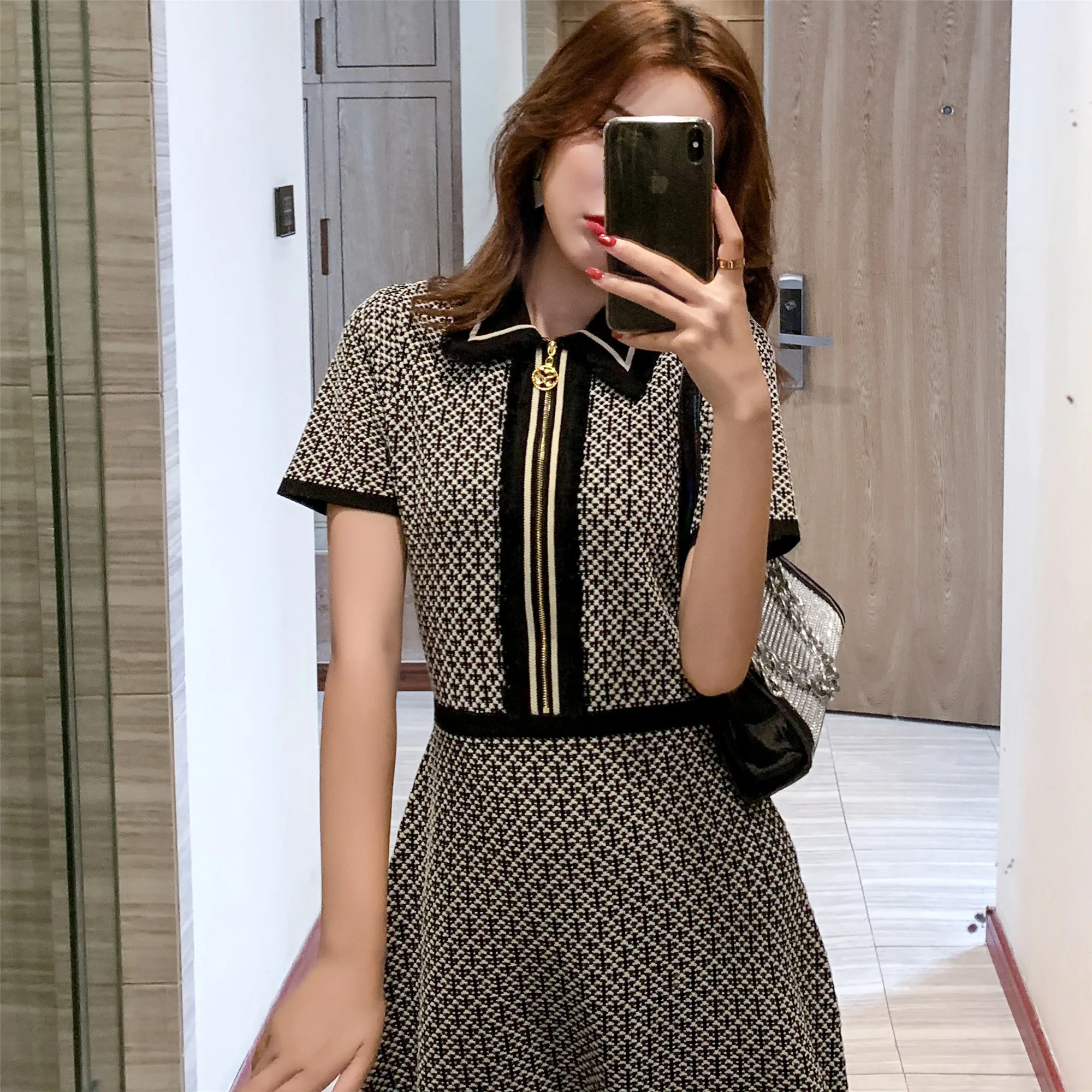 

2021 французское нишевое платье qianniaoge, Тонкая Повседневная вязаная юбка