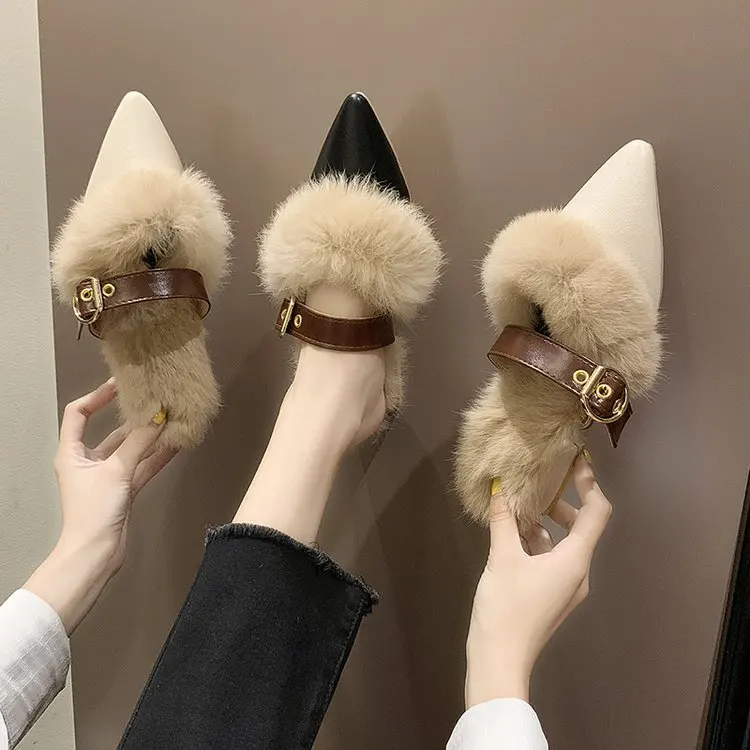 2019 г. Женские туфли из флока на платформе и тонком каблуке с закрытым носком