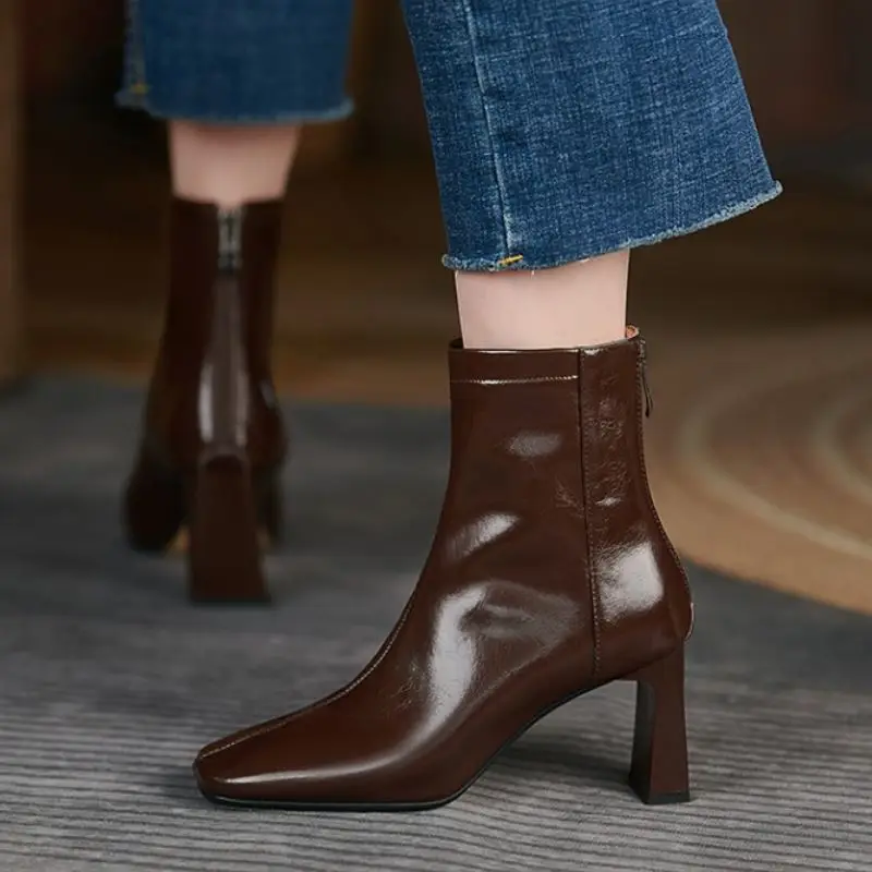 

Taoffen Women Fashion Genuine Leather Ankle Boots Shoes Thick High Heels Short Boot Fashion Winter Ladies Footwear Size 34-39