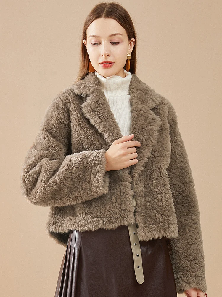 

Шуба женская короткая из овечьей шерсти, 2021