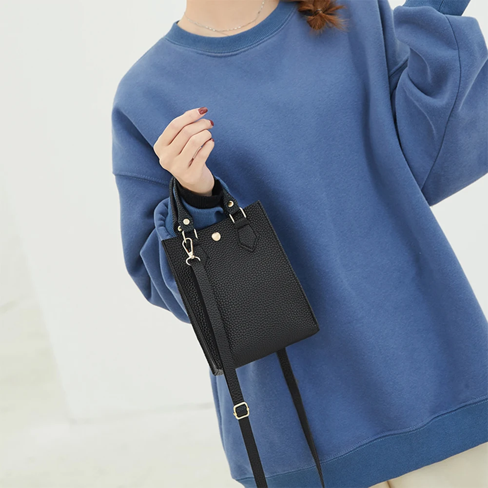 

Simply Crossbody Bags PU Leather Solid Color Simple Messenger Bag Lady Travel Small Clutches Handbags for Women 2020