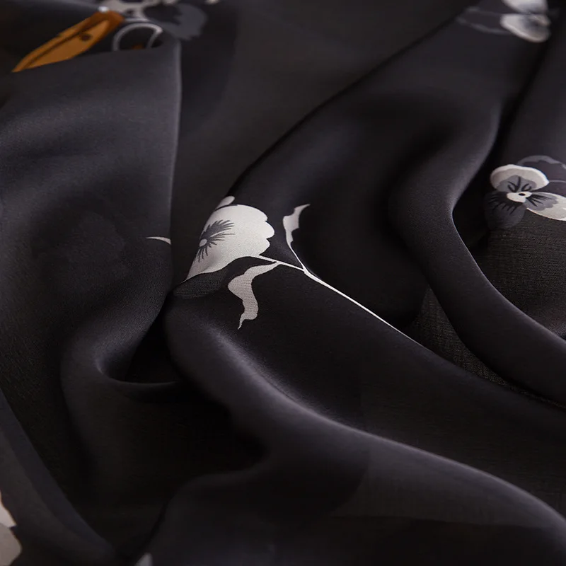 

New style Four seasons female beach Headband muffler lady Fashion Flower Shawl Women print Silk scarf Superior quality scarves