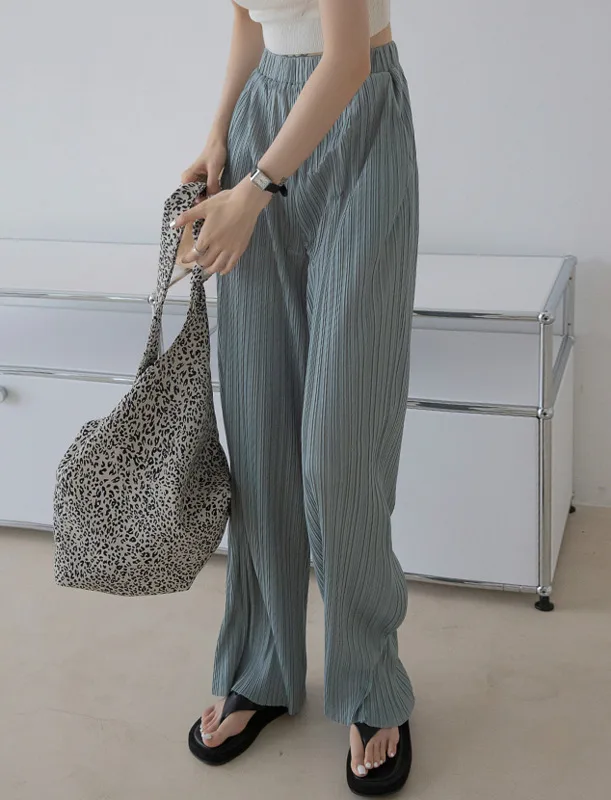 

Черные брюки с широкими штанинами женские летние тонкие с высокой талией 2021 облегающие вертикальные плиссированные повседневные брюки с в...