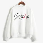 Свитшот женский свободного покроя с капюшоном и принтом