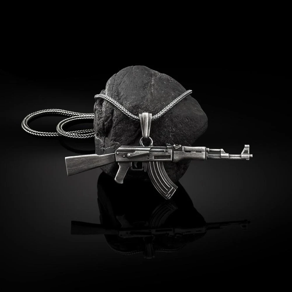 

Retro AK47 Rifle Pendant Necklace Trend Hip Hop Customized Men's Sweater Chain Surrounding New Explosive Ins Style