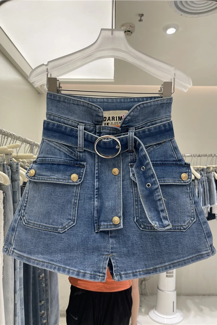 

2021 Summer New High Waist Stretch Washed Workwear with Pocket Denim Shorts Blue Women's Trendy A- Line Hot Pants Jean Shorts