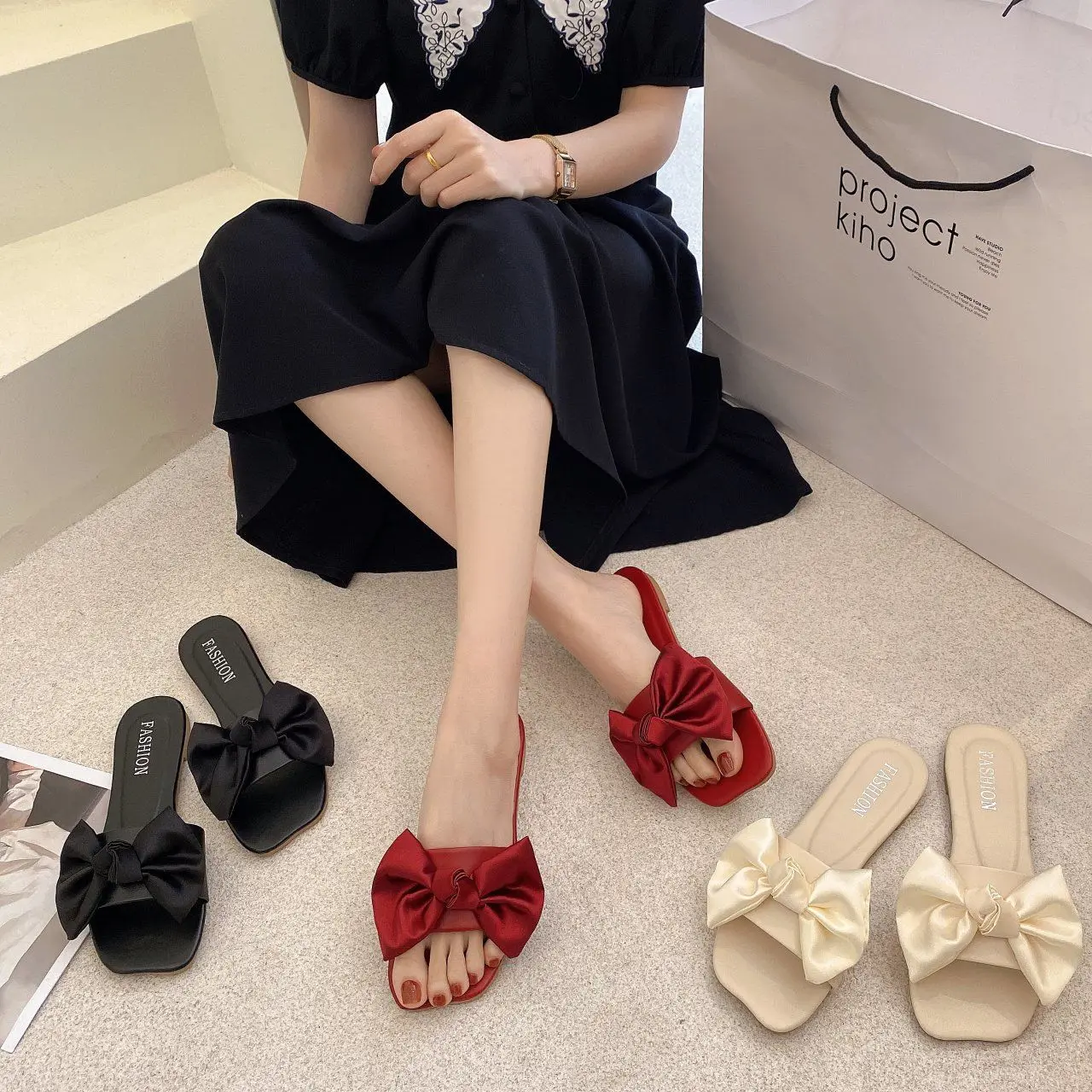 

2021 Summer New Woman's Bow Slippers Open Toe Outdoor Sandals Solid Color Beach Shoes Fashion Comfortable Plus Size 42