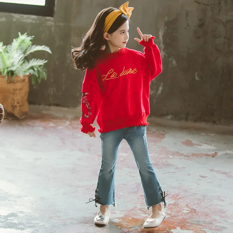 Детский свитер Новинка 2019 года сезон осень весна с кружевом модные вышитые