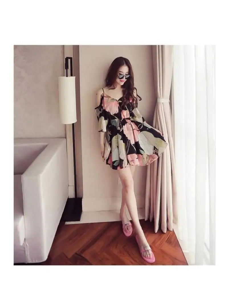 Шифоновое летнее платье с цветочным принтом новое корейское на бретельках