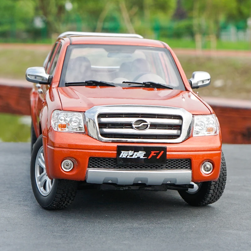 Оригинальный авторизованный аутентичный 1:18 Универсальный спортивный Пикап Grand