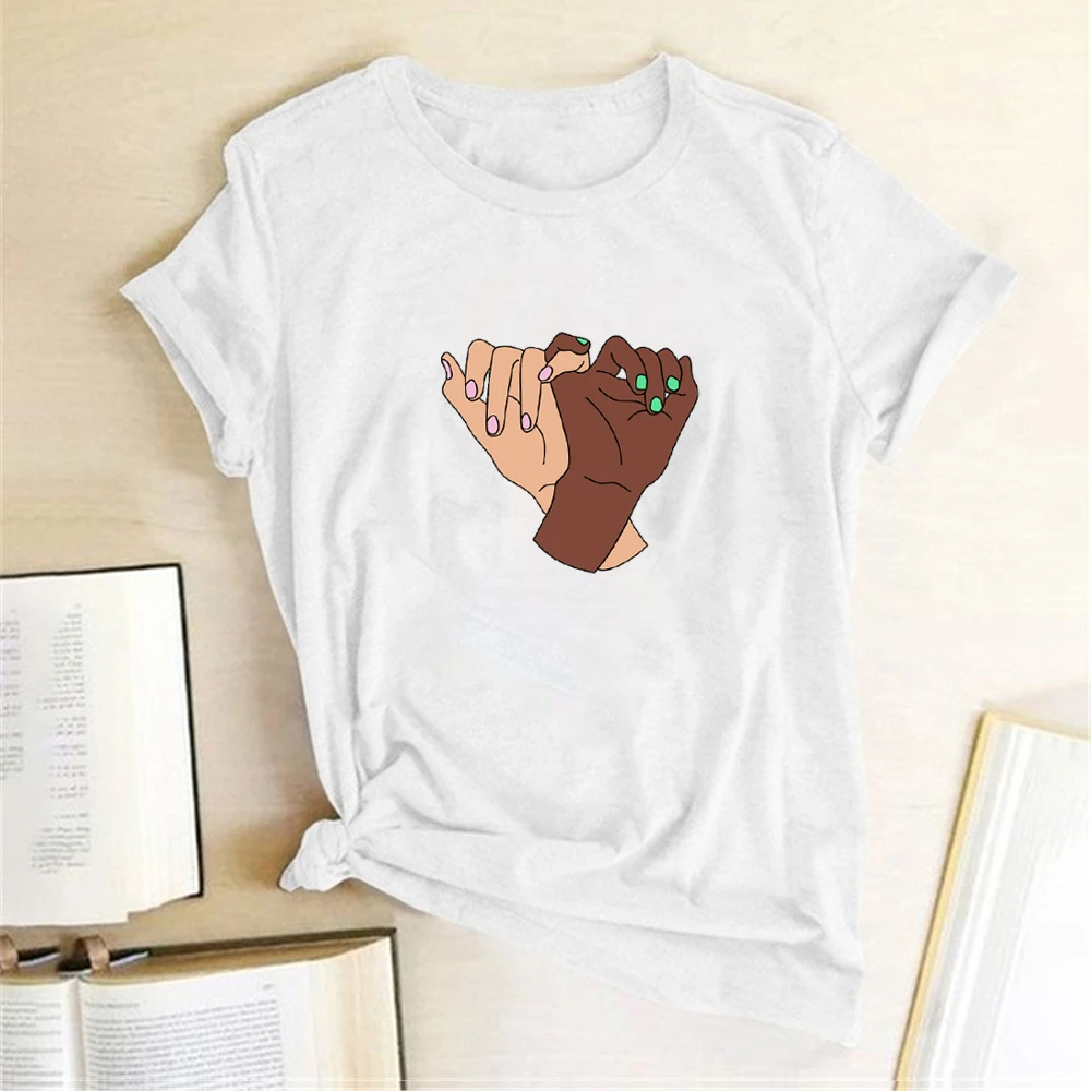 Категория продукта куклы обещание Черный и белый руки Принт футболки женские