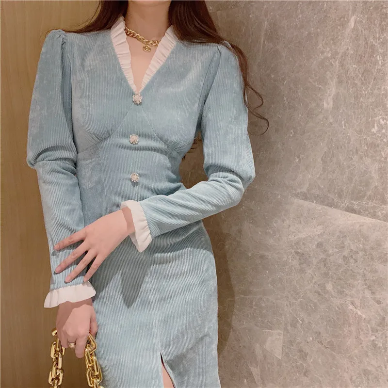 Женское вельветовое платье-карандаш с V-образным вырезом и пышными рукавами |