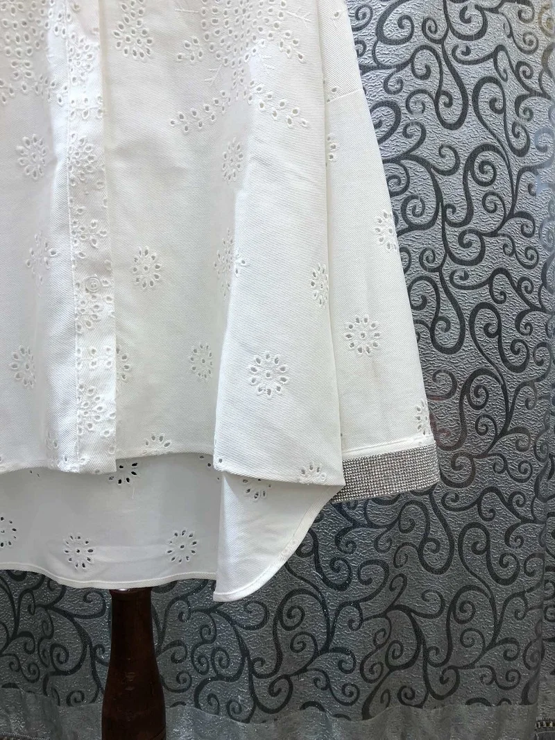 

100%Cotton Blouse Shirt 2020 Autumn Plus Size Loose Tops Women Hollow Out Embroidery Beading Long Sleeve White Green Shirts