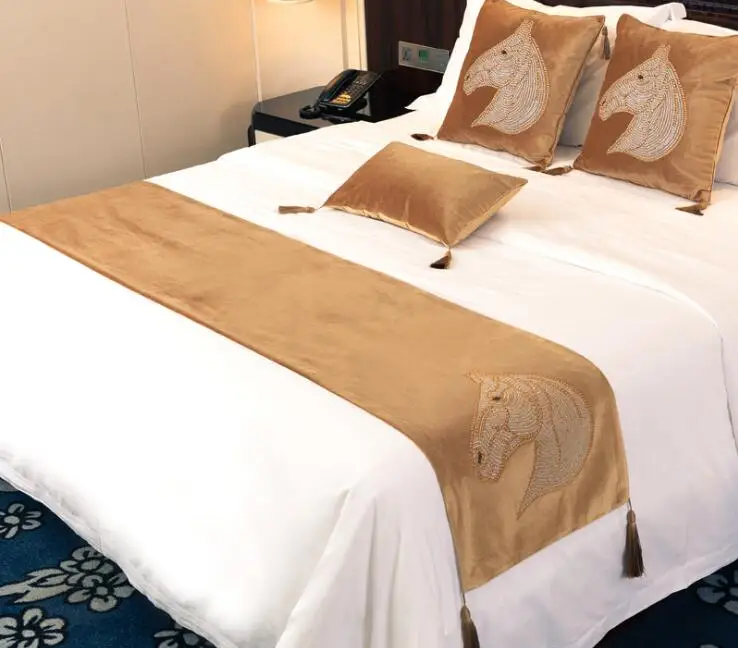 Лошадь дизайнерские покрывала 45 см ширина кровать бегун роскошное покрывало