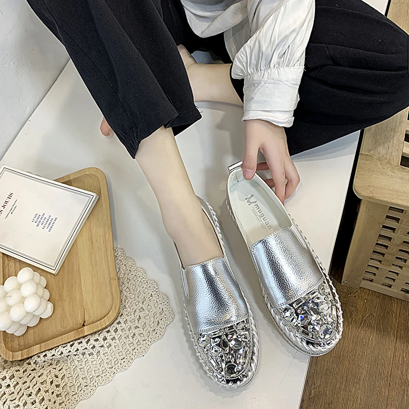

Silver Bling Loafers Crystals Round Toe Leather Flats Shoes Women Couple Platform Shoes Woman Flat With Students Size 43