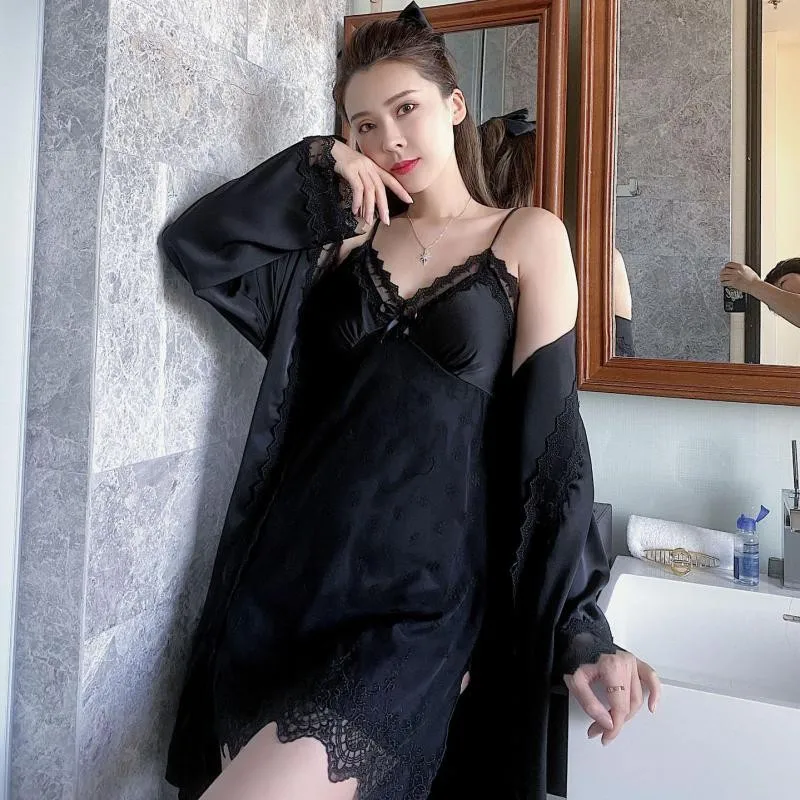 

Wedding Robe Set Nightgown Sexy Women Summer Sleepwear Bride Bridesmaid Kimono Bathrobe Gown 2 Pieces Nightwear Satin Home Dress
