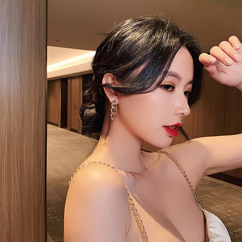 

RHYSONG Korean Fashion Hanging Earings Women Metal Cuban Chain Dangle Drop Ear Decration No Fade Jewelry Aesthetic Pendientes