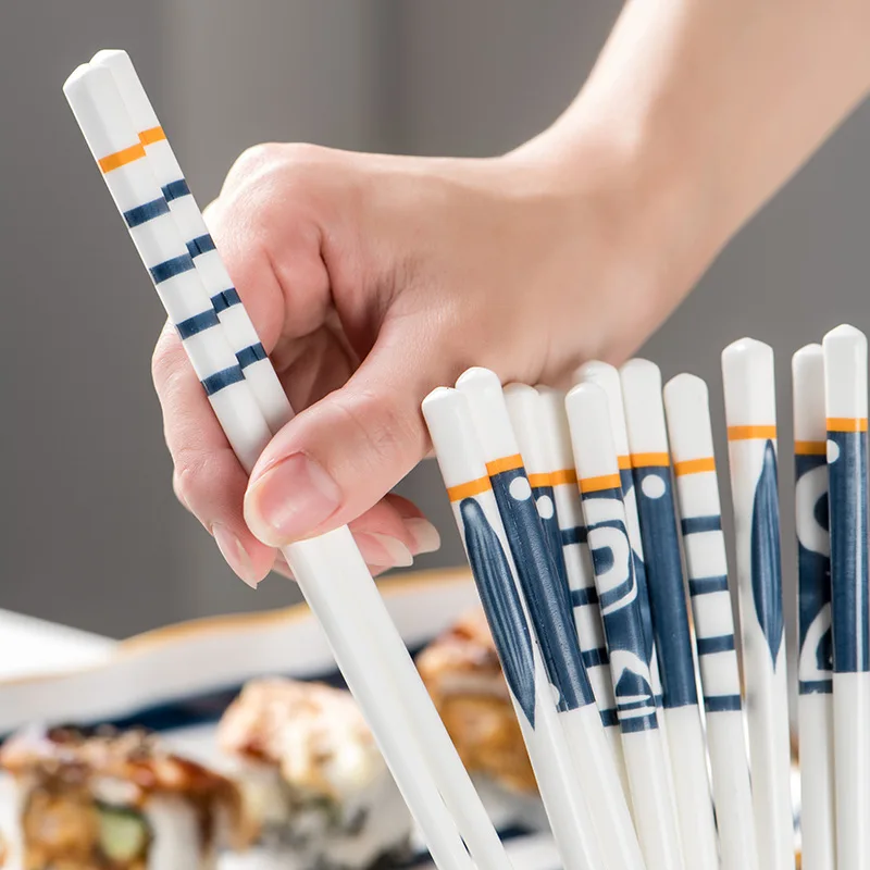 

5 Pairs/SET Ceramic Japanese Chopsticks Reusable Sushi Chopsticks Set Household Porcelain Tableware Bone China Chopsticks Gifts
