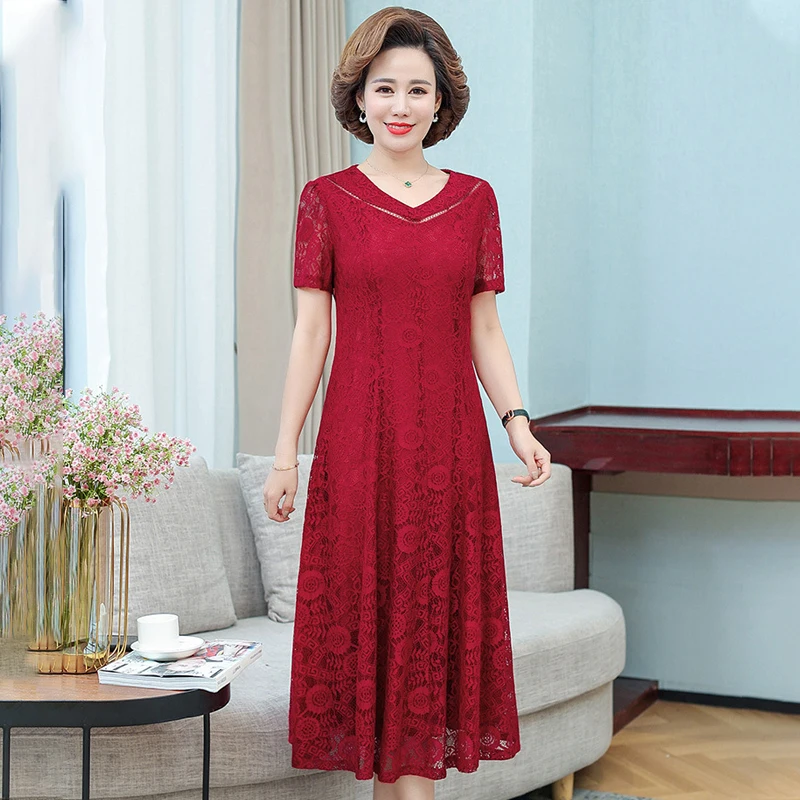 

Бордового цвета в винтажном стиле, вечернее платье с v-образным вырезом и Цветочный принт с короткими рукавами и молнией на спине бальное пл...