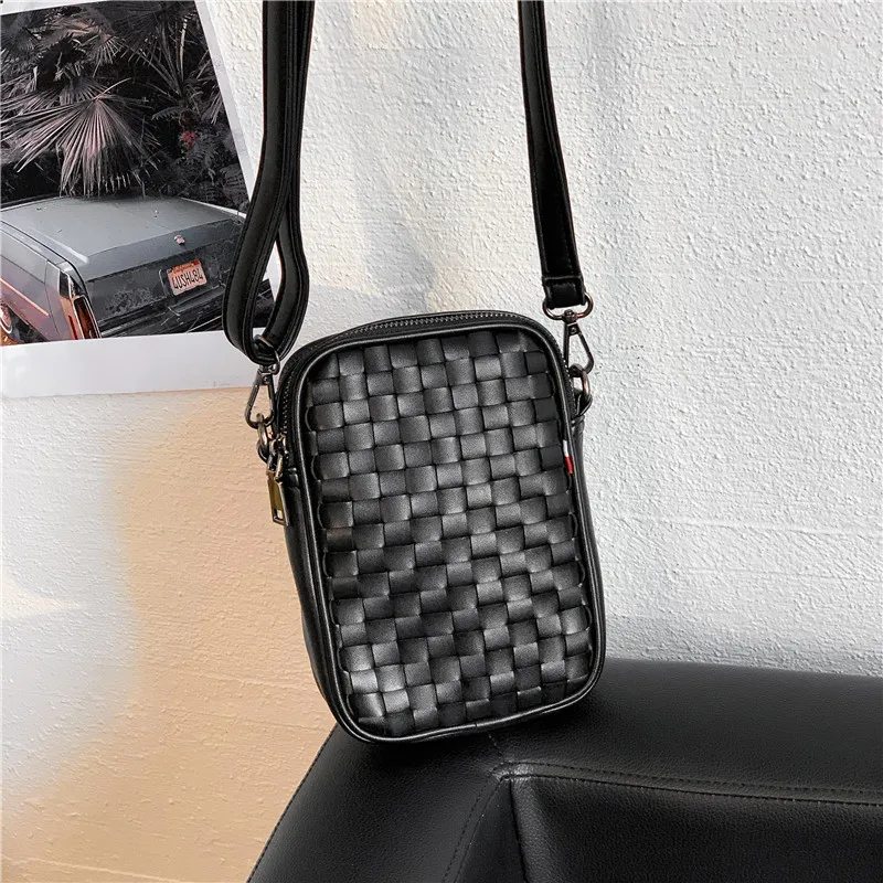 

Роскошные сумки в руку, мужская сумка через плечо, мини плетение кожаная сумка для мужчин 2021 сумочка маленькая сумка-слинг для телефона сумк...