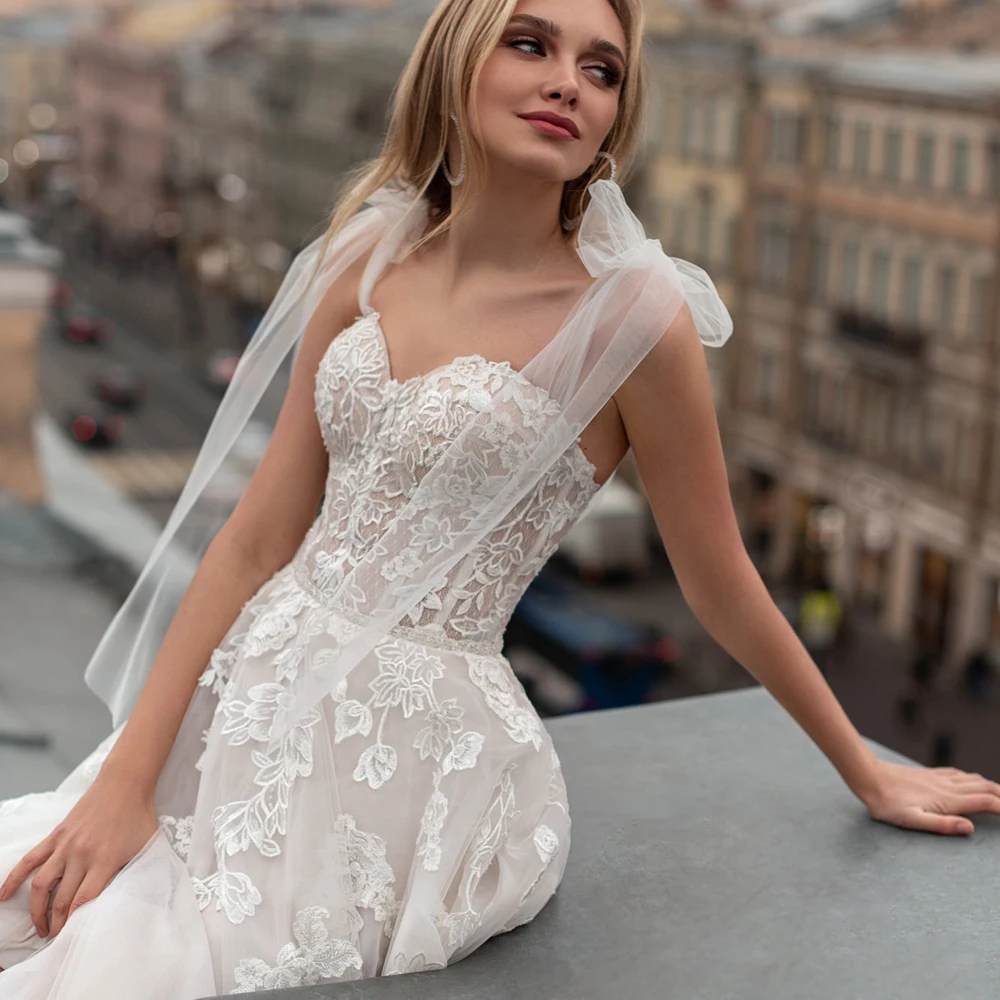 

Elegant Sweetheart Neckline A-line Wedding Dress Vestido de Novia Tulle Appliqued Sweep Train Bridal Gown Robe de Mariee 2021