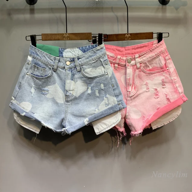 

Pink Shorts Women 2021 Summer New Heart Printing Ripped Jeans Hot Pants Wide Leg Female Clothing Nancylim