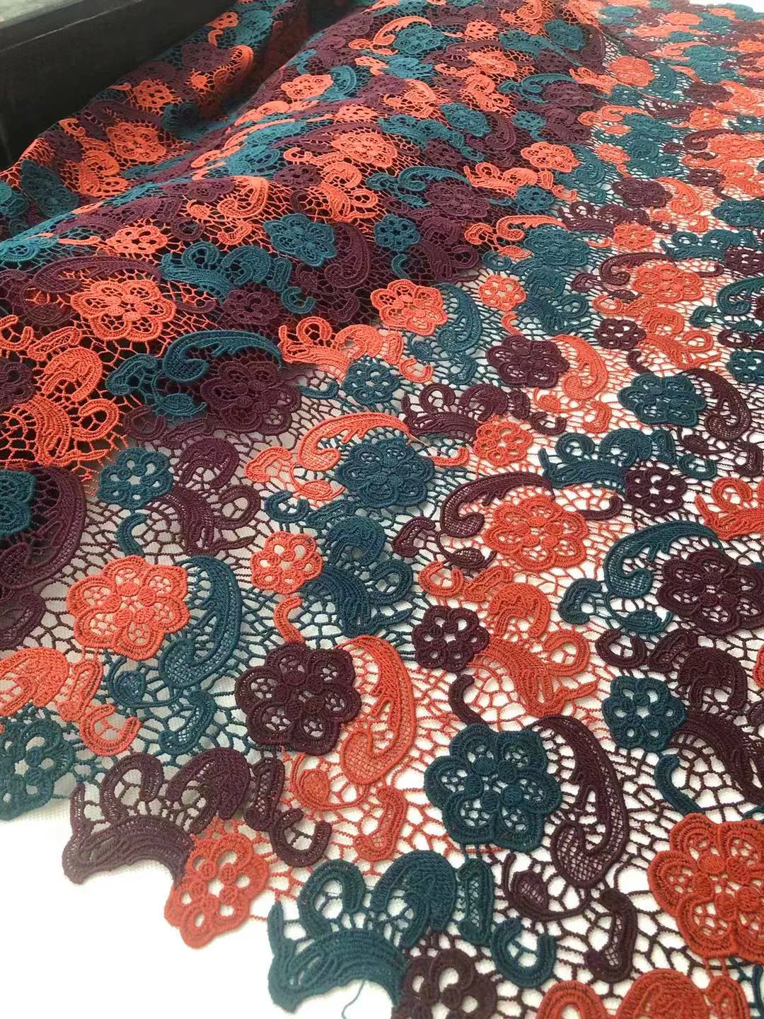 Лидер продаж красочные Водорастворимая африканская Ткань кружево/многоцветной