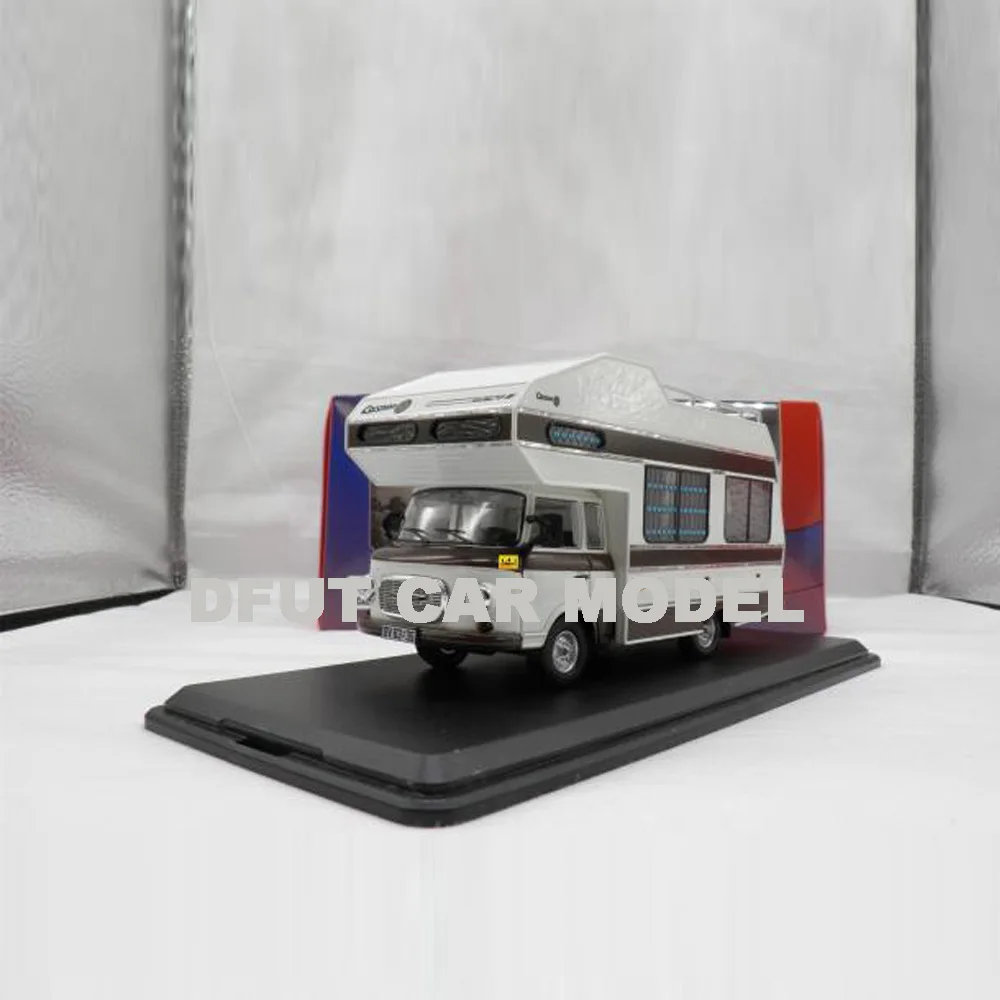Модель автомобиля B1000 из российского сплава в масштабе 1:43 игрушки для детей