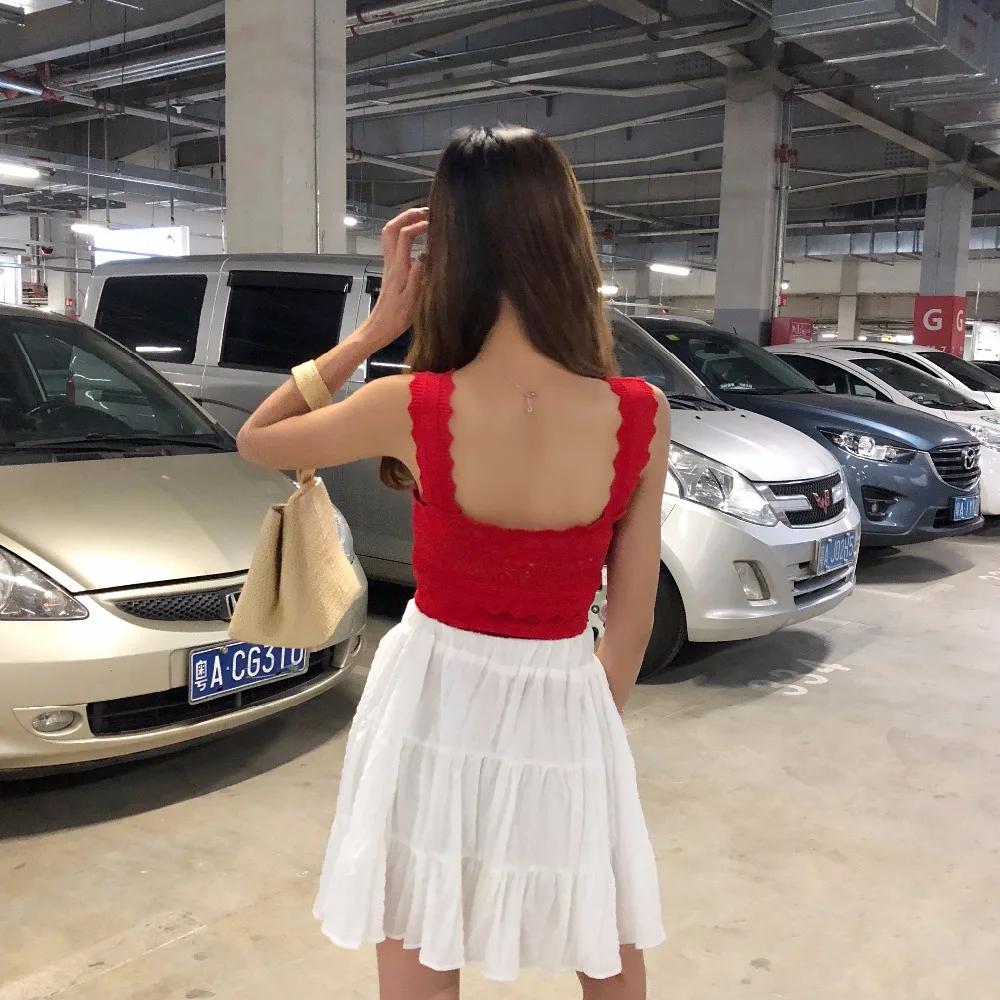 Топ женский трикотажный без рукавов с глубоким V-образным вырезом | Женская