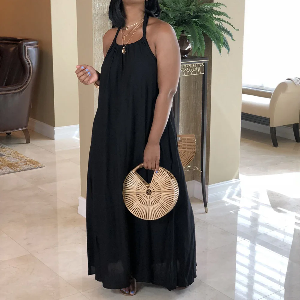 Женское длинное платье с лямкой на шее оранжевое белое плиссированное макси