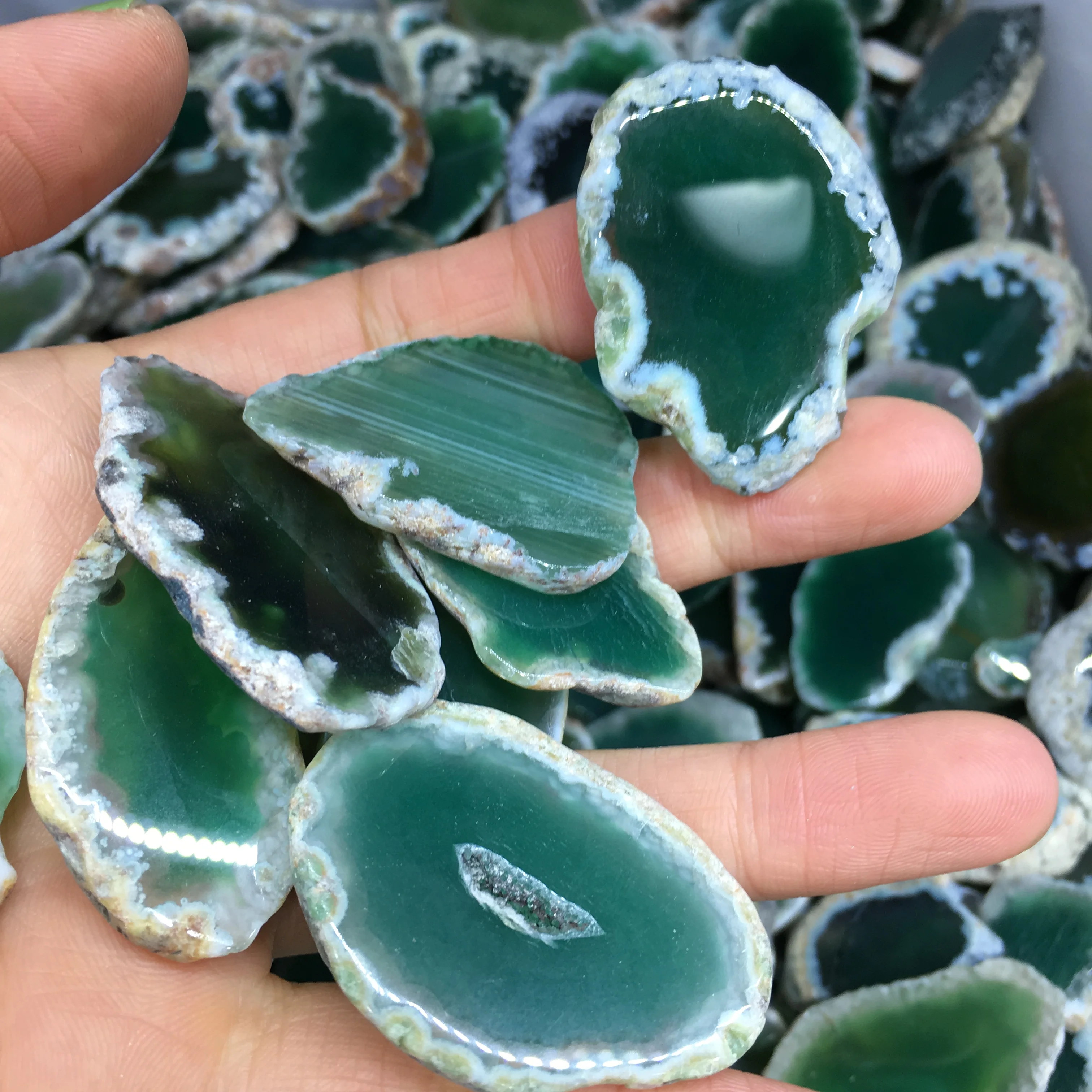 

About3-4pcs Green crystal AGATE SLAB Geode Slice Crystal Mineral Coaster 100g
