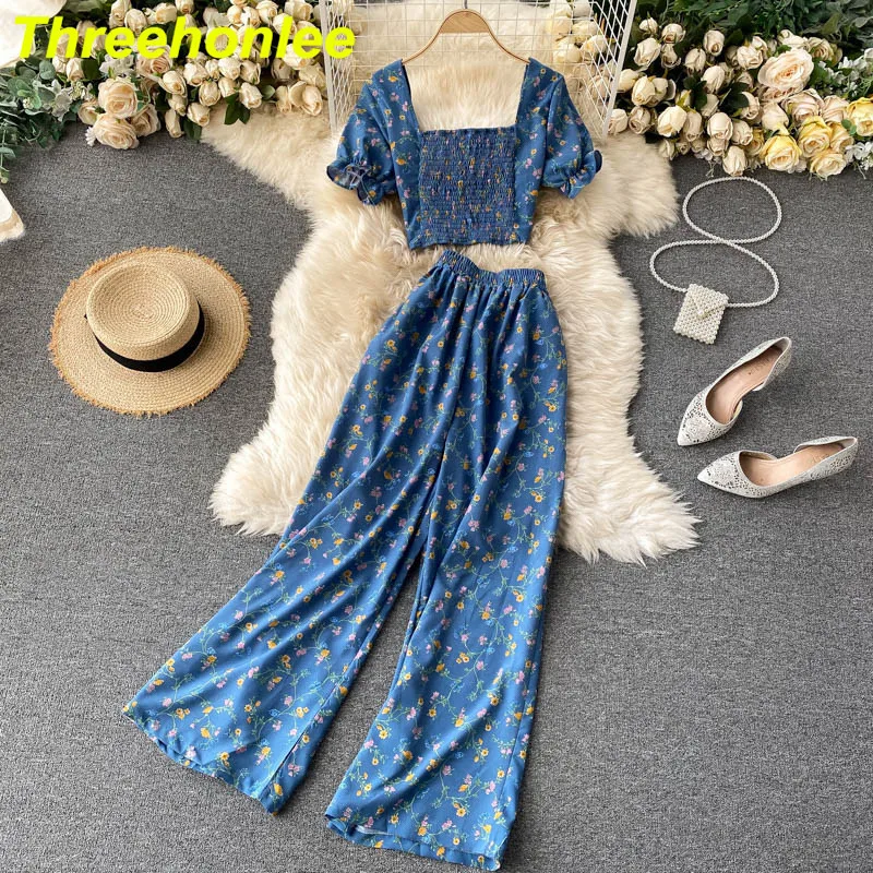 

Spring Floral Printed Two Piece Set Women Boho Chic Square Collar Short Sleeve Tops + High Waist Wide Leg Pants Fashion Suit