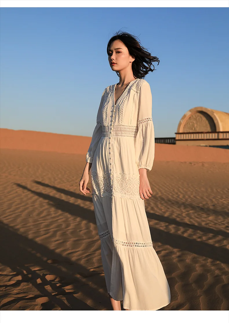 

Womens Vintage V-neck Temperament Holiday Wind A-line Dress 2021 Spring Autumn New Casual Lantern Sleeve Lace Mid-Calf Dresses