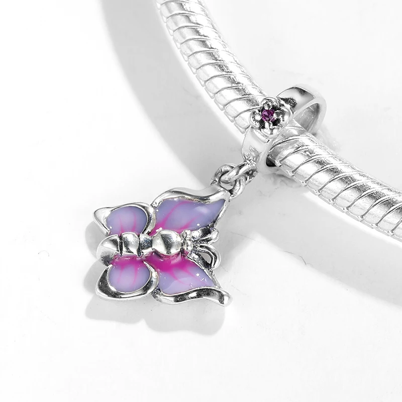 Бусина-Шарм в виде бабочки из серебра 925 пробы с фиолетовой и розовой эмалью |