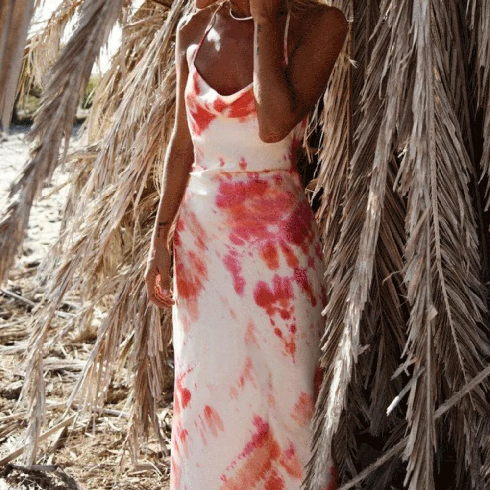 

Новинка, Клубные наряды для женщин, длинные платья на тонких бретелях с принтом, атласные платья макси с глубоким вырезом и открытой спиной, ...