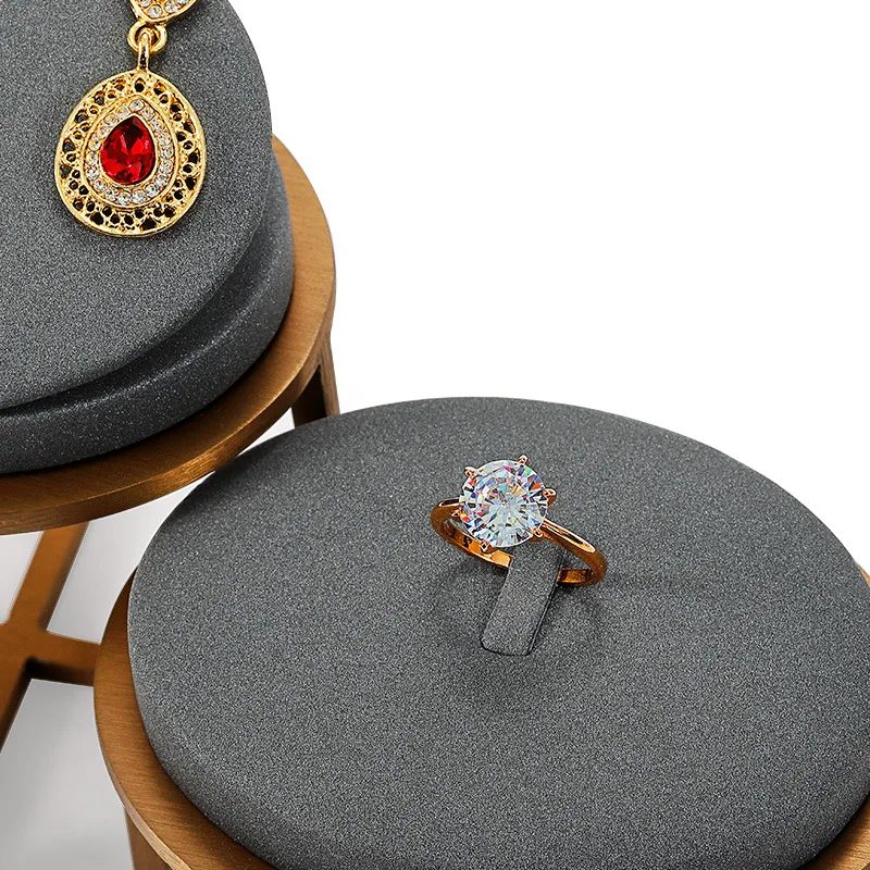 Metal jewelry display racks, rings, earrings, necklaces, jewelry display props, window decoration set