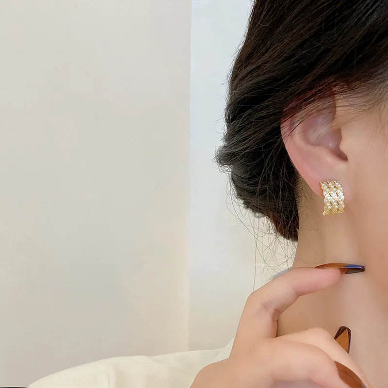 Новые модные серьги-кольца в Корейском стиле женские милые с имитацией жемчуга