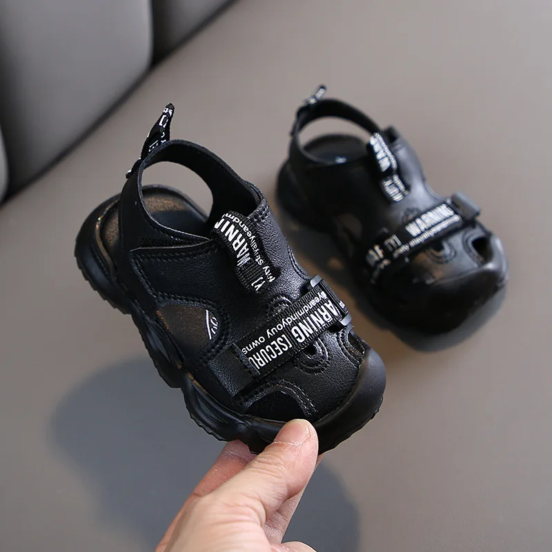 Сандалии для новорожденных мягкая нескользящая подошва 2 цвета черные белые