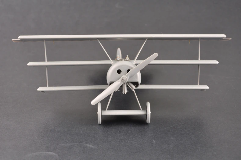 Модель самолета для сборки боевого класс 62403 масштаб 1/24 WWI Fokker Dr.1|Наборы моделей| |