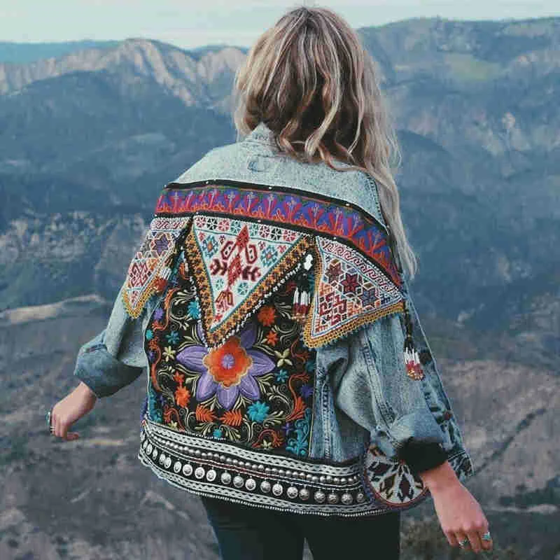 

Style National Style Embroidered women's wear long sleeve Lapel straight