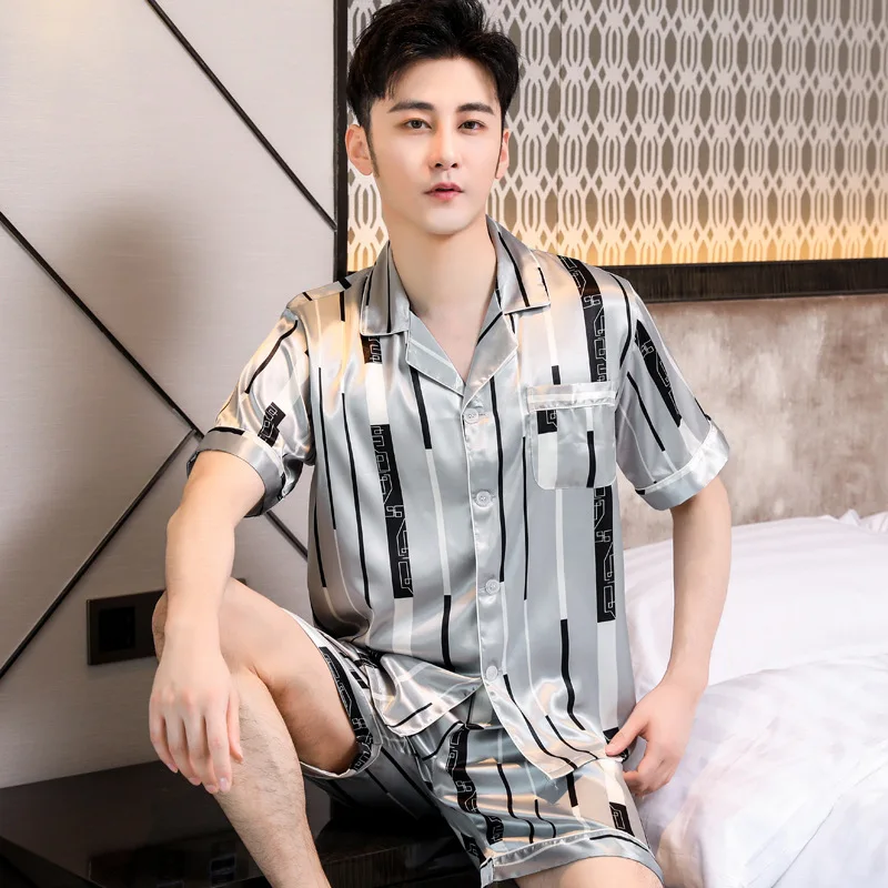 

Summer Imitation Silk Men's Pyjamas Set Short Sleeve Shorts Large Size Home Clothes Ice Silk Luxury High-end Pyjamas Set