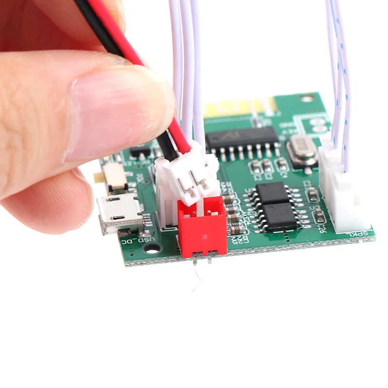 

Bluetooth-compatible 5.0 Amplifier Board Mini 5W*2 Stereo Power Amp Decoder Audio Module