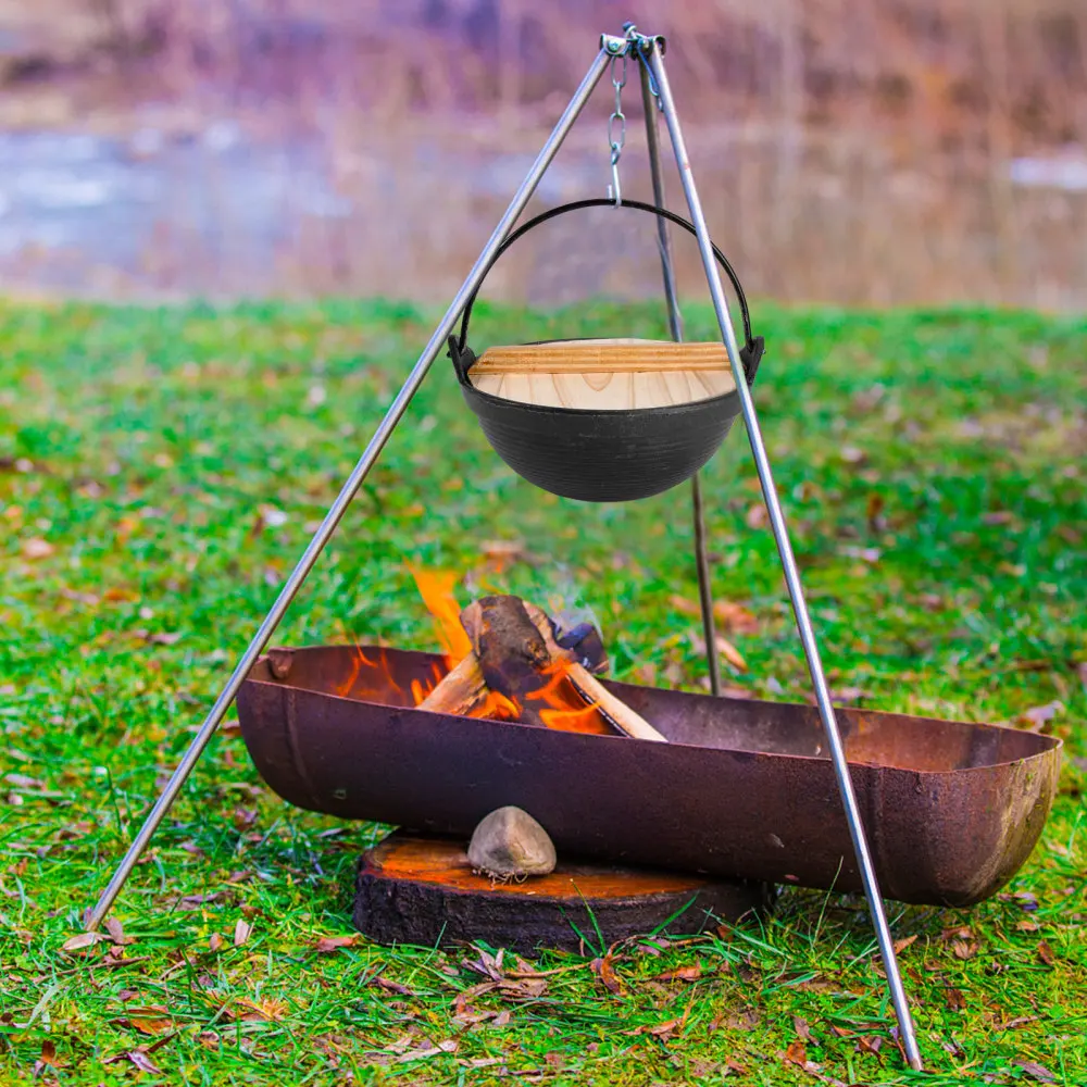 

1 set of Outdoor Saucepan Multifunctional Pot Camping Hot Pot Cast Iron Pot