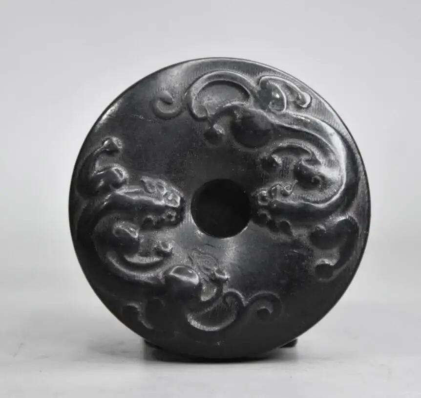 

Hongshan culture archaize black iron meteorite double beast Peace buckle small statue