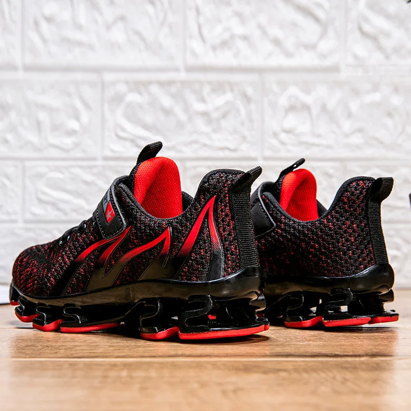 Fashion Big Kids Running Shoes Red Breathable Sneakers Shoes for Kids Outdoor Light Hollow Sole Children Sports Shoes for Boy