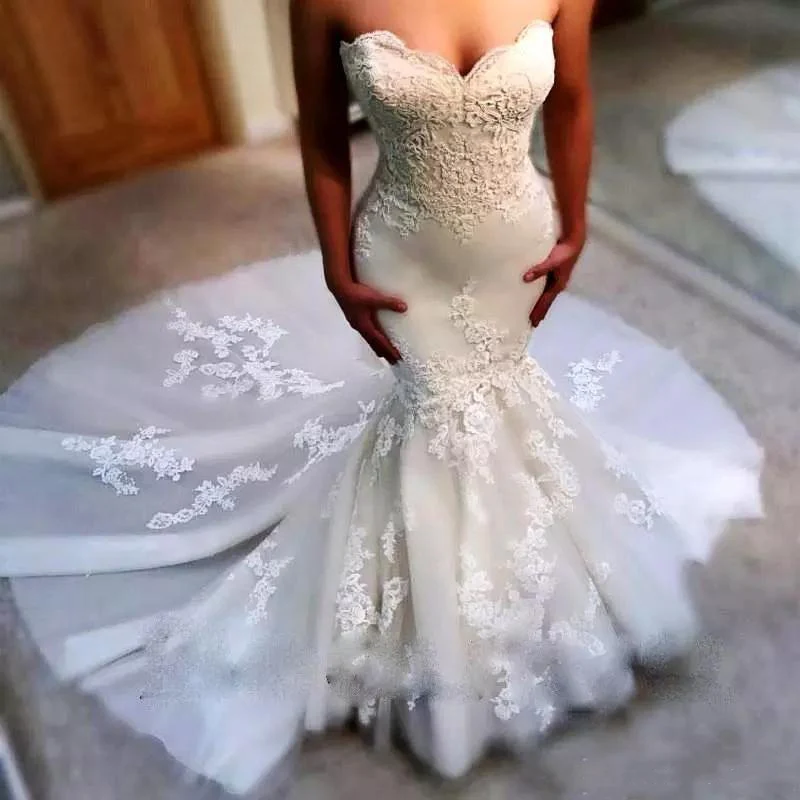 

2020 New Sexy Mermaid Wedding Dresses Sweetheart Lace Appliques Sleeveless Plus Size Open Back Court Train Bridal Gowns Wedding