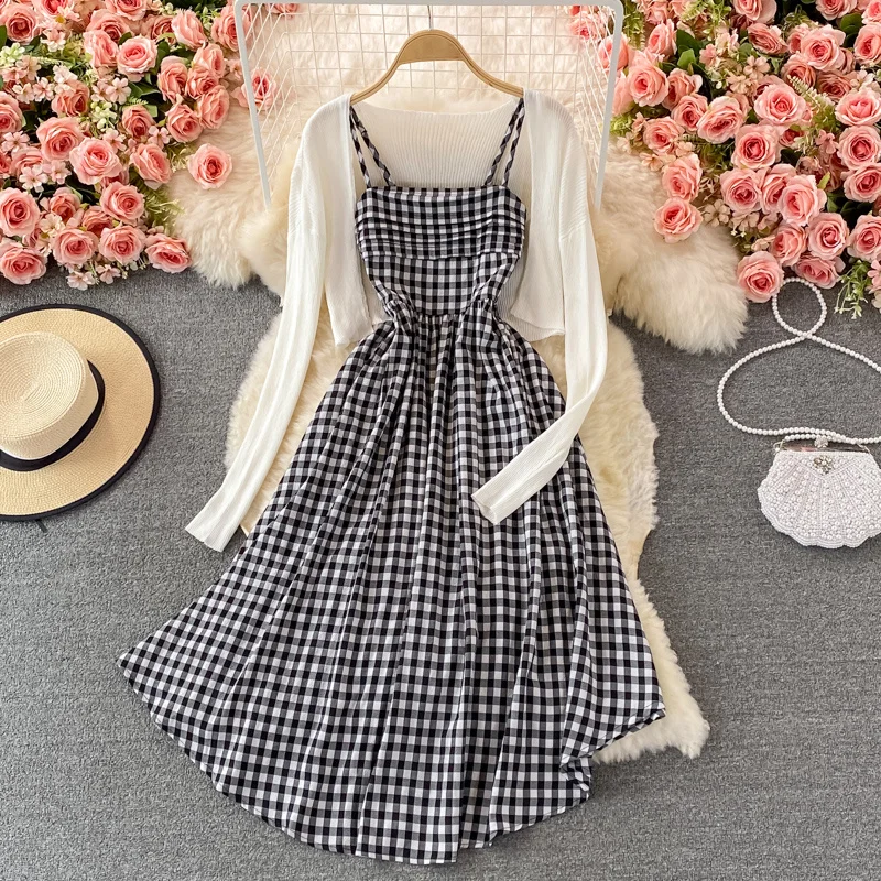 

Short shawl with knitted cardigan top two-piece suit Strapless Spaghetti strap dress irregular Plaid Dress for women