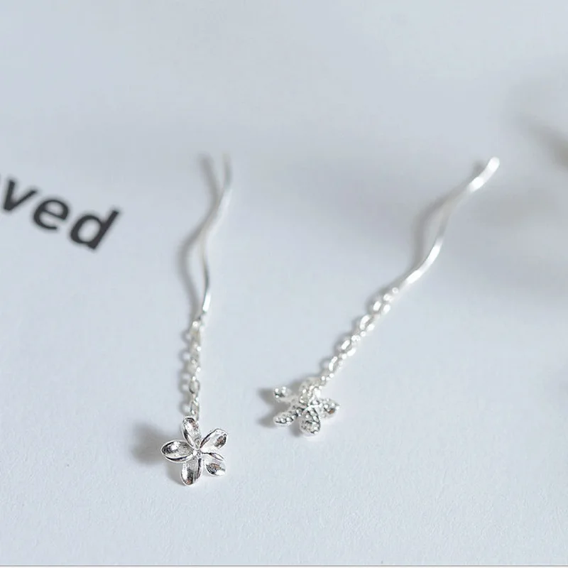Серебряные серьги подвески с цветком и кисточкой S925 элегантные волнистые для