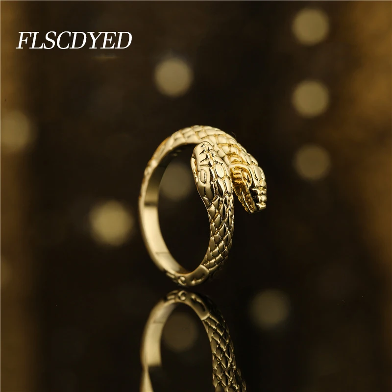 

FLSCDYED Vintage Punk Snake Ring for Women Men Exaggerated Antique Gold Color Zircon Crystal Opening Adjustable Rings Jewelry