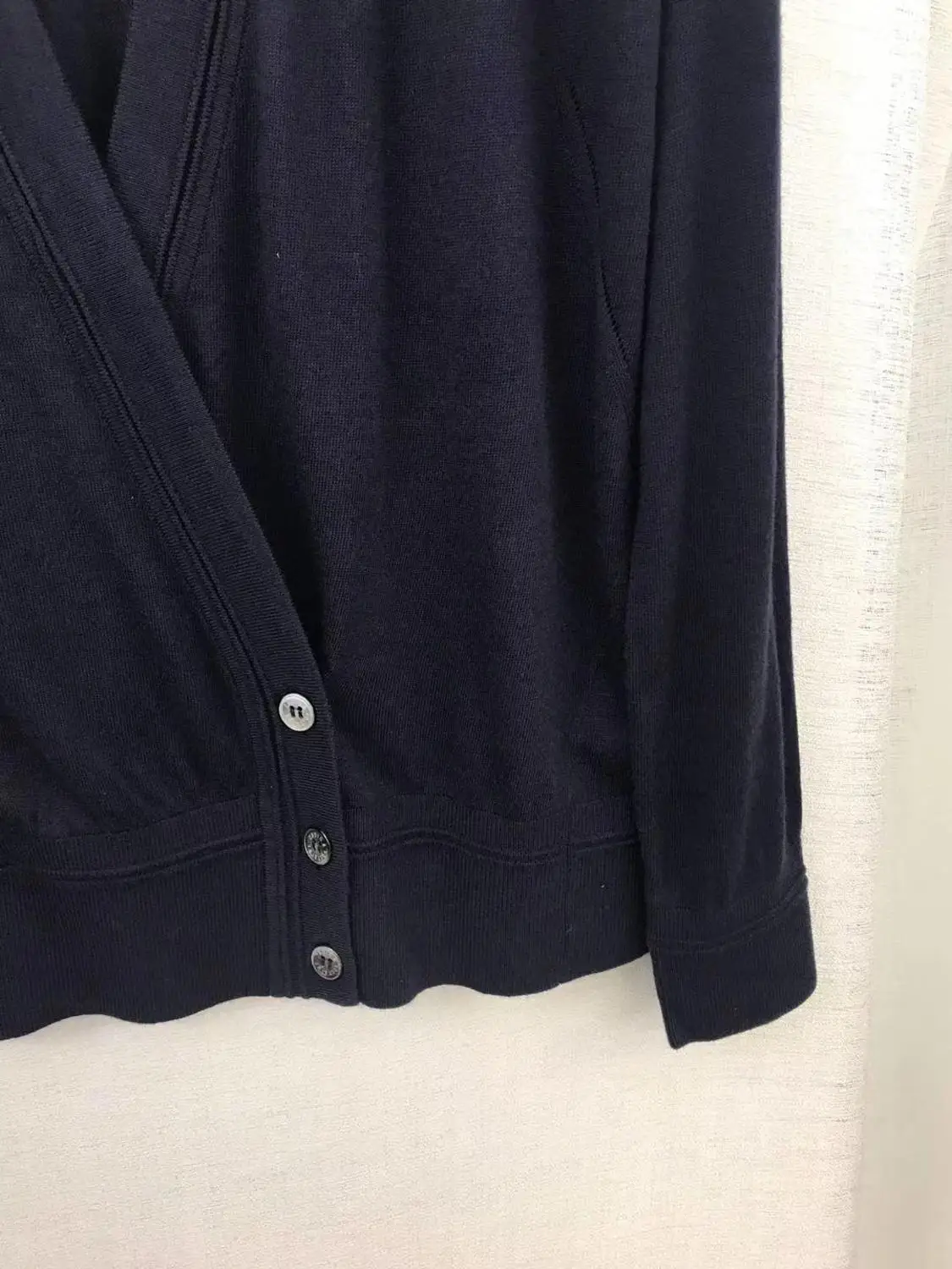 

Cashmere silk blend women knit Cardigan sweater long sleeve v-neck casual wild lady knitted Cardigan tops super Soft comfortable